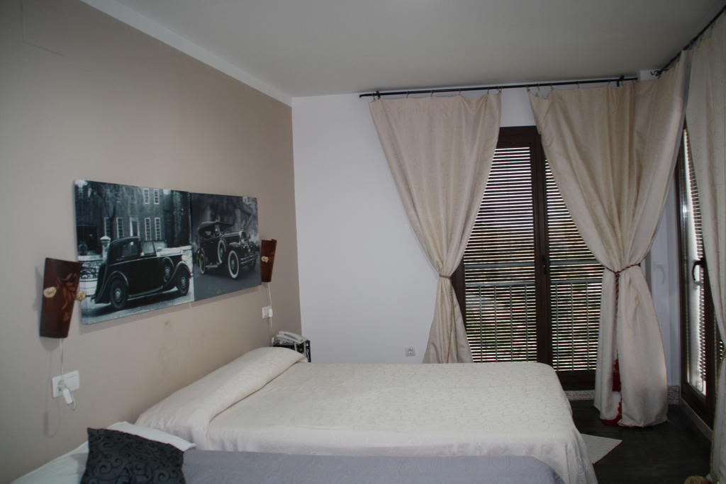 Caseria 7 Fuentes Hinojares Zimmer foto